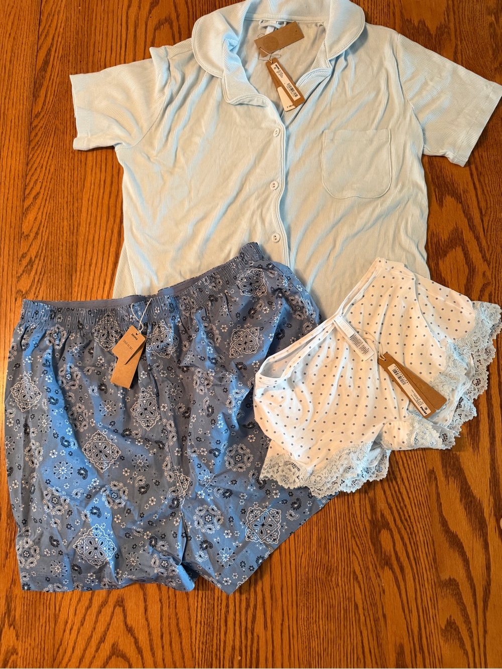 SKIMS Medium Lot